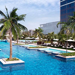 fairmont Bab Al Bahr abu dhabi - Abu Dhabi Honeymoon - pool 2