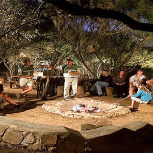 Kariega Game Reserve - Luxury South Africa Honeymoon Packages - fire picnic