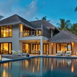 Dusit Thani Maldives - Two bedroom beach residence pool