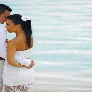 Mauritius Honeymoon Packages Dinarobin Beachcomber Golf Resort & Spa Wedding2