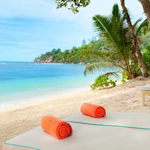 Kempinski Seychelles - seychelles honeymoon packages - sunbeds