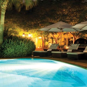 Le Royal Meridien - Dubai Honeymoon Packages - pool area