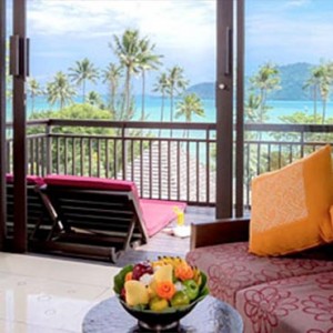 The Vijitt - Luxury Thailand Honeymoon Packages - Deluxe villa seafront balcony area