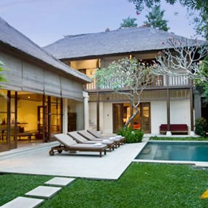 Karma Jimbaran - bali honeymoon packages - private garden