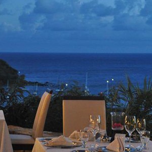 Antigua honeymoon packages - The Inn - night dining