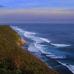 alila uluwatu - bali honeymoon packages - beach