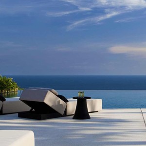 alila villas uluwatu - bali honeymoon packages - sundeck