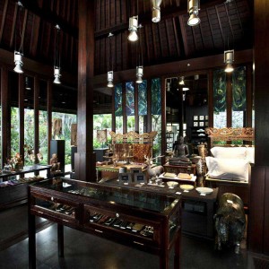 arts-crafts-store-bulgari-bali