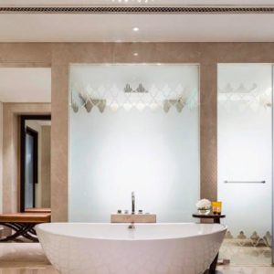 Dubai Honeymoon Packages One&Only The Palm Palm Beach Executive Suite Bathroom