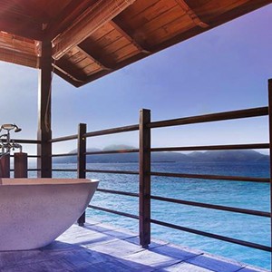 Enchanted Island Resort - Seychelles Luxury Honeymoons - bathtub