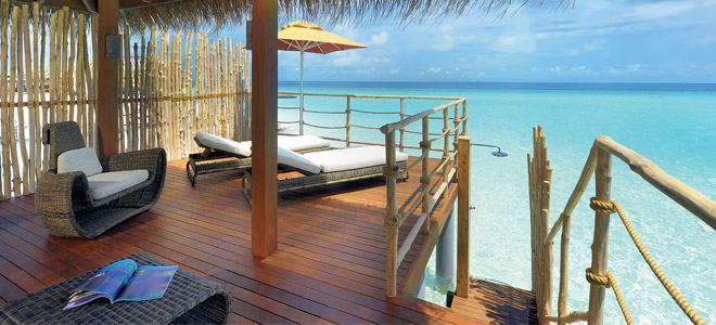 Maldives honeymoon - Constance Moofushi - Water Villa