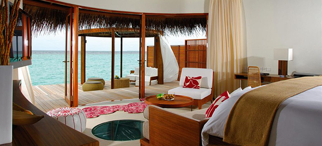 Maldives honeymoon - W Retreat & Spa - Water Villa Pool