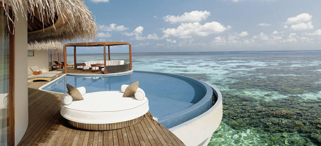 Maldives honeymoon - W Retreat & Spa - Water Villa Pool