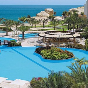 Oman Honeymoon Packages Al Waha At Shangri La Barr Al Jissah Resort And Spa Pool