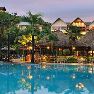 Outrigger-Fiji-Beach-Resort-Pool