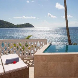 curtain-bluff-plunge-pool