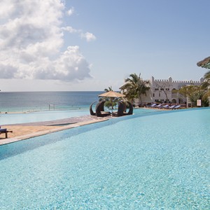 royal-zanzibar-pool-view