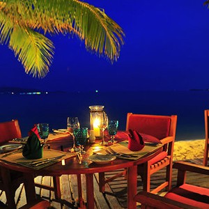 santuburi-resort-dining