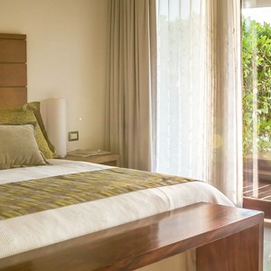 Le Reve Hotel and spa - Mexico Luxury Honeymoons - bedroom