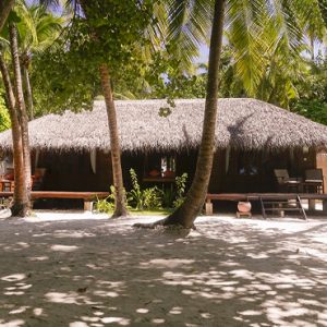 Maldives Honeymoon Packages Medhufushi Island Resort Beach Villa Suite 3