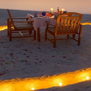 Maldives Honeymoon Packages Medhufushi Island Resort Romantic Dining