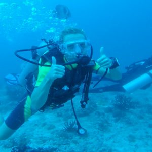 Maldives Honeymoon Packages Medhufushi Island Resort Scuba Diving