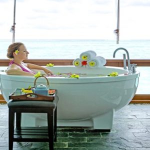 Maldives Honeymoon Packages Medhufushi Island Resort Spa Bath1