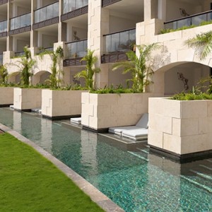 Mexico Honeymoon Packages UNICO 2080 Riviera Maya Hotel Alcoba Swim Up Pool 3