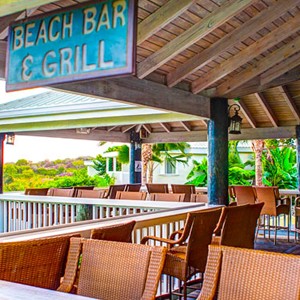 the-verandah-resort-spa-beach-bar