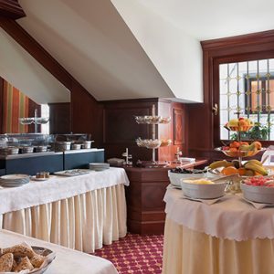 Italy Honeymoon Packages Sina Palazzo Sant'Angelo Breakfast Room