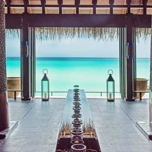 Luxury Maldives honeymoon Packages One And Only Reethi Rah Maldives Dining 2