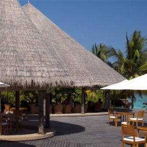 Maldives Honeymoon Packages Coco Palm Dhuni Kolhu Maldives Conch Bar