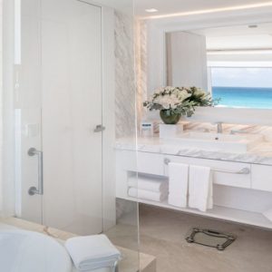 Mexico Honeymoon Packages Le Blanc Spa Resort Cancun Royale Junior Suite1