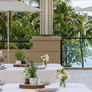 Hyatt Regency Waikiki - Hawaii Honeymoons - Dining