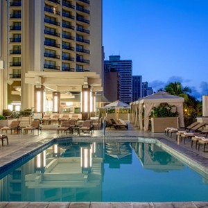 Hyatt Regency Waikiki - Hawaii Honeymoons - Pool