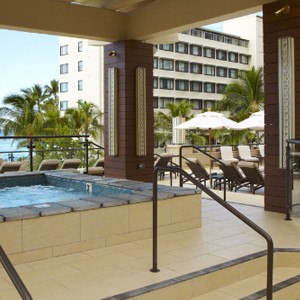 Hyatt Regency Waikiki - Hawaii Honeymoons - Pool