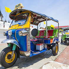 Tuk-Tuk-Ride-in-Bangkok---Thumbnail