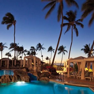 four-seasons-maui-hawaii-golf-pool-2