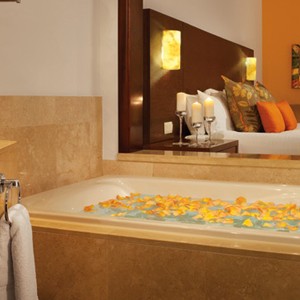 Now Larimar Punta Cana - Dominican Republic Honeymoons - Bath