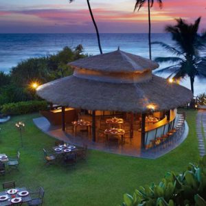 Sri Lanka Honeymoon Packages Taj Bentota Resort And Spa Dining 10