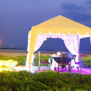 Sri Lanka Honeymoon Packages Taj Bentota Resort And Spa Dining 8