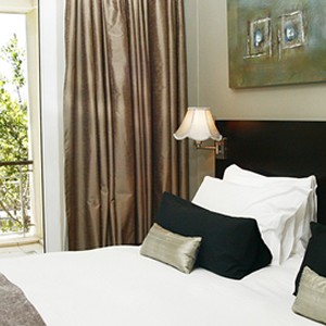 Waterfront Village Cape Town - Cape Town Honeymoon - Luxury One Bedroom Apartment - Bed 2