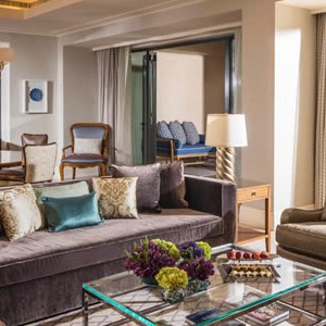 four-seasons-dubai-imperial-suite-living-room