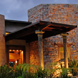 tsala-tree-lodge-zinzi-restaurant