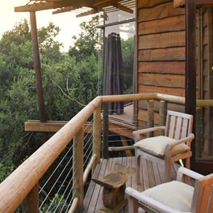 tsala-tree-top-lodge-balcony