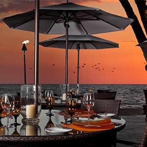 Colony Club - Barbados Honeymoon - Honeymoon Dream - sunset bar & deck