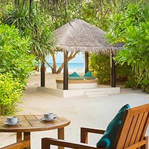 Deluxe Beach Villa - The sun Sivam Iru Fushi - Luxury Maldives Honeymoons