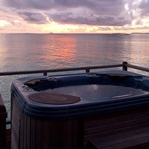 Horizon Water Villa - The sun Sivam Iru Fushi - Luxury Maldives Honeymoons