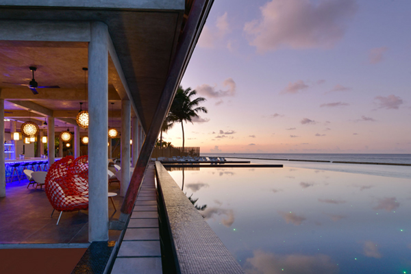 Laguna Bar - Sam and Michelle Takeaway wedding - the Honeymoon - Luxury Maldives Honeymoons