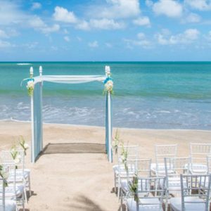 St Lucia Honeymoon Packages St Lucia Weddings Wedding Beach Setup1